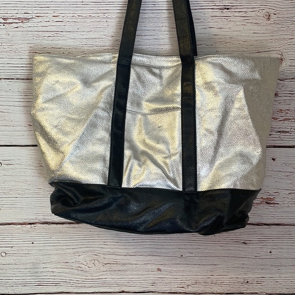 Victoria Secret large tote - Picture 3 of 6